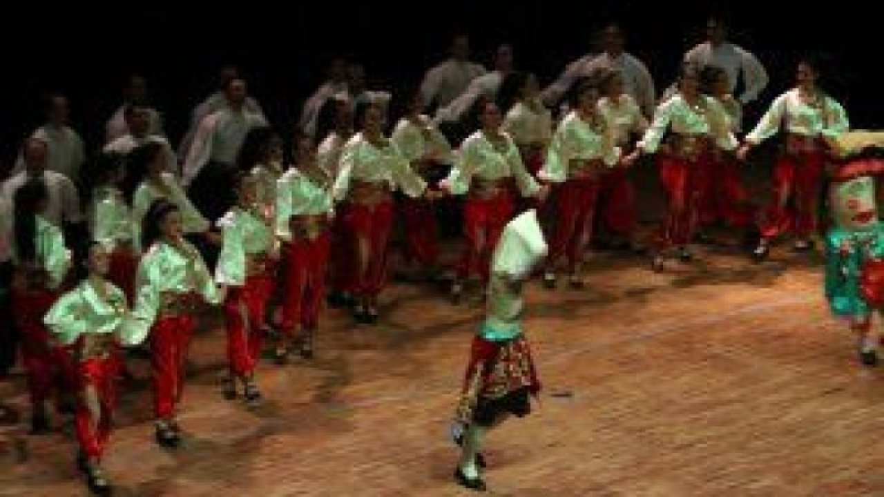 Çankaya Belediyesi Hoy-Tur Halk Dansları Topluluğu Renkler Gecesi