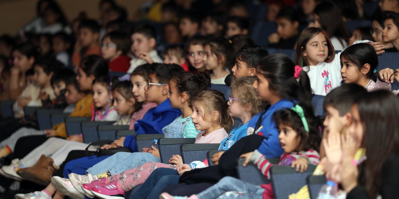 Yenimahalle’de Çocuk Tiyatro Festivali başladı!