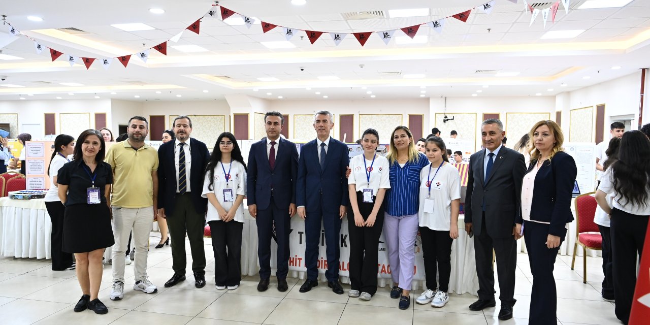 Geleceğin mucitleri Mamak’ta Buluştu! TÜBİTAK 4006 Bilim Fuarı Festivali Yapıldı - Ankara Haber