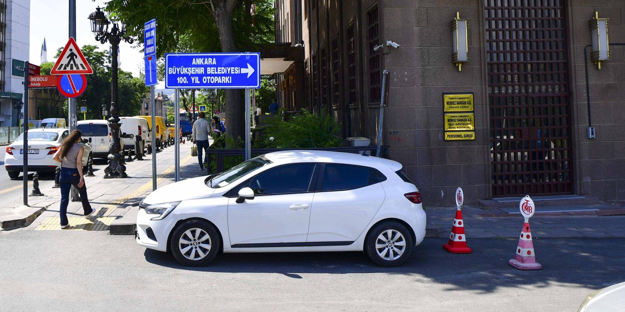 Ulus 100. Yıl Kapalı Otoparkı Açıldı! 208 Araç Kapasiteli... Üstü Park Altı Otopark!