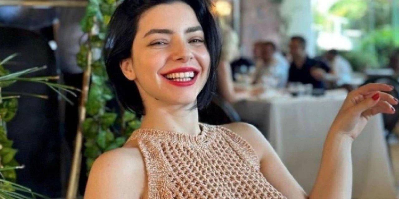 Merve Boluğur Çeşme'yi Yaktı Geçti! Bikinili Pozları Sosyal Medyayı Salladı!