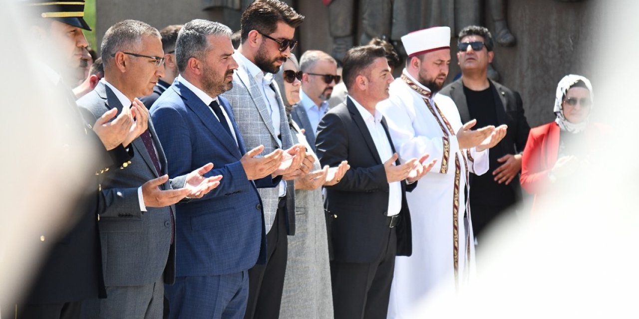 Pursaklar’da 15 Temmuz’un Ruhu Şehitler Anıtında Yankılandı!