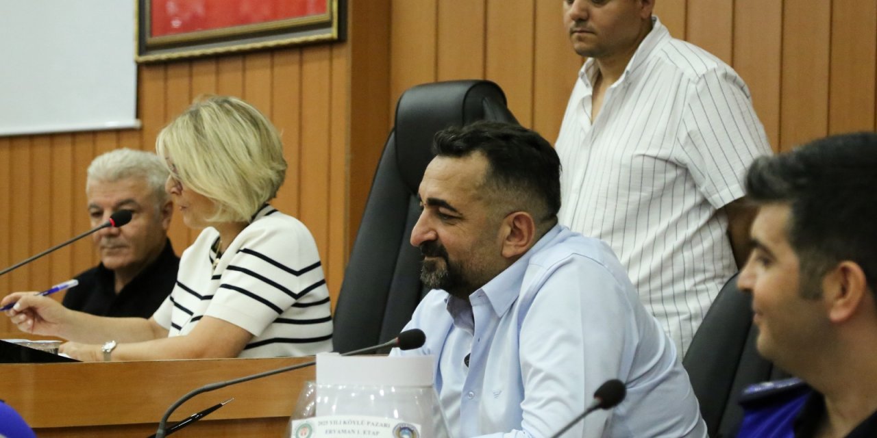 Etimesgut’ta Pazar Kuraları Çekildi: Belediyecilikte Çıtayı Yükseldi...
