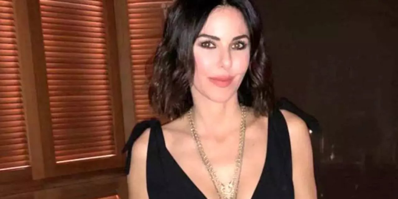Defne Samyeli’den Leopar Bikinili Pozlar Geldi! 53 Yaşında Fit Görünümüyle Göz Kamaştırdı!