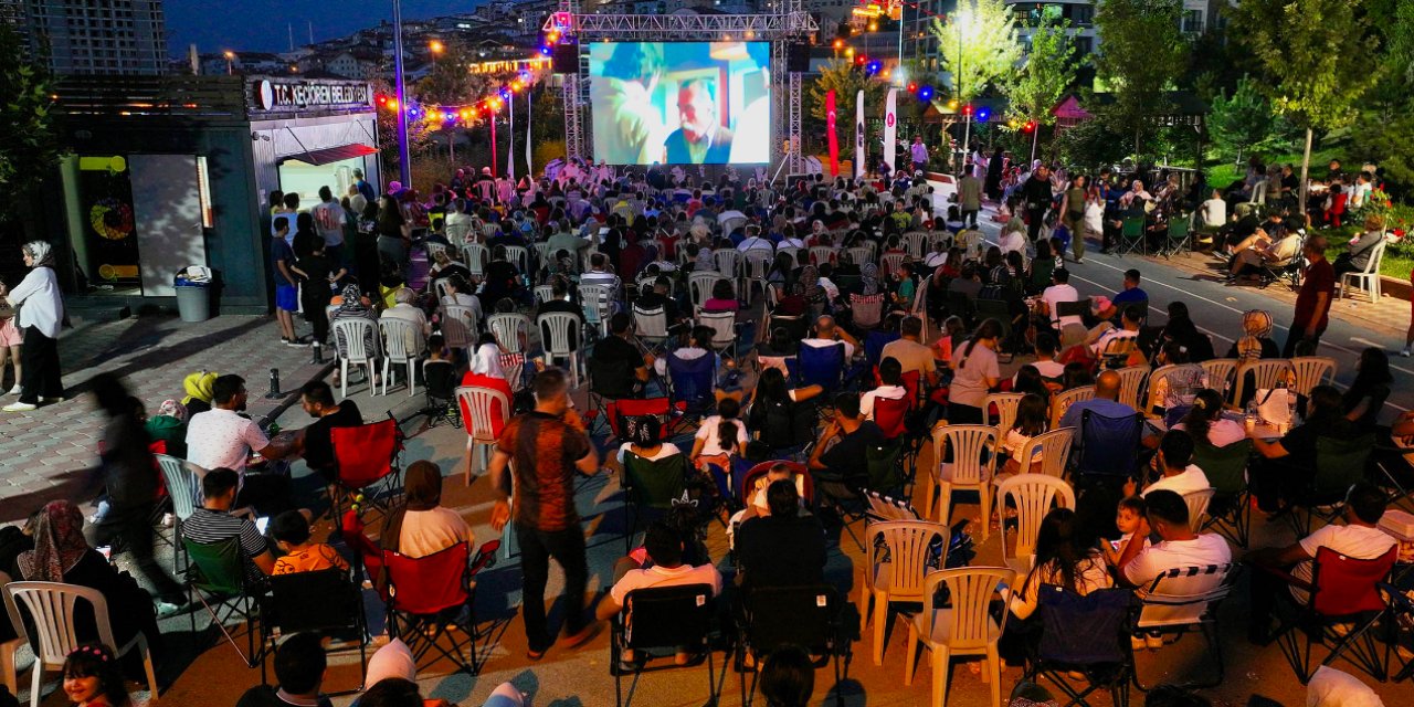 Keçiören’de Yaz Akşamları Nostaljik Sinema Keyfiyle Şenlendi!
