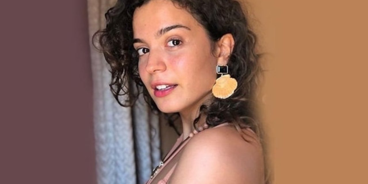 Aslı Bekiroğlu’nun Yeni İmajını Görenler Şaştı Kaldı! Yaz Sonu Değişimi Hayranları Tarafından Beğenildi!