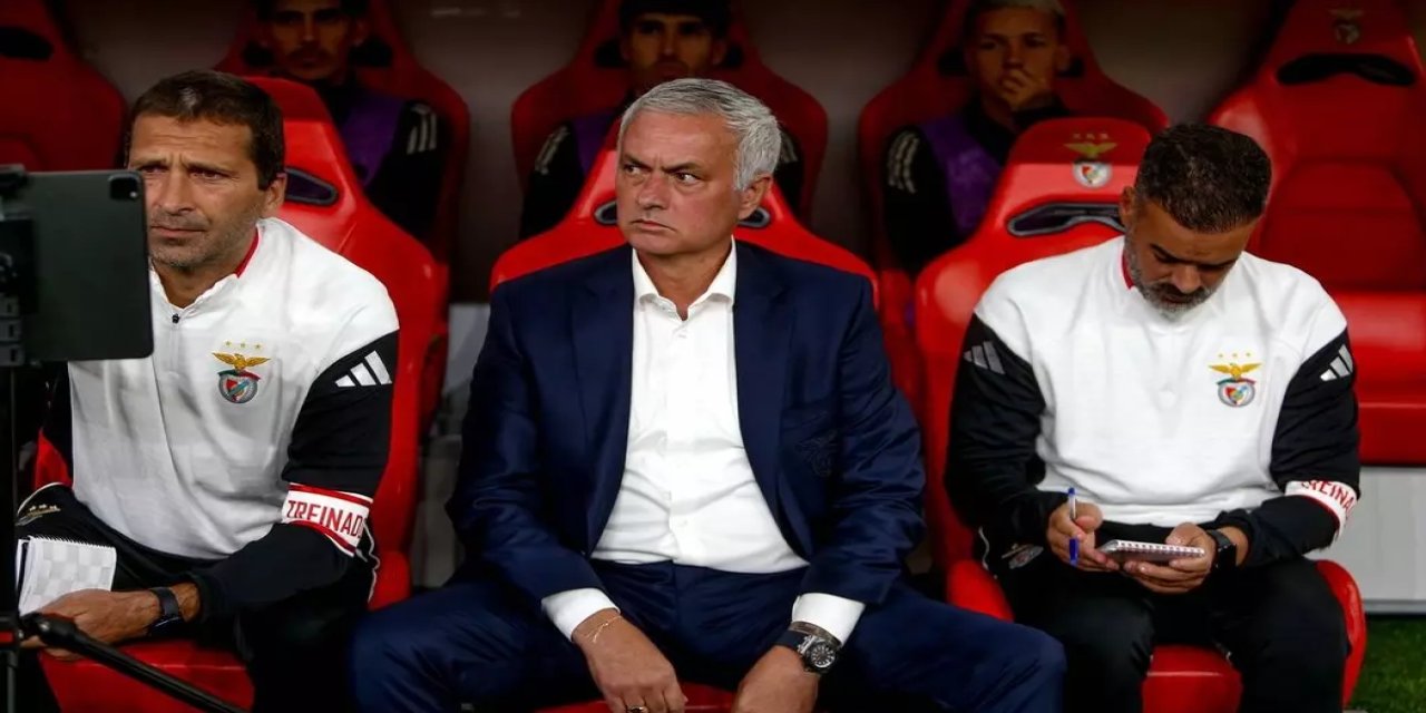 Mourinho Benfica İle Son Dakika Golü Yedi! Fenerbahçelilerin Keyfi Yerine Geldi! ''Kendi Seviyeni Gördük'' Yorumları Geldi!