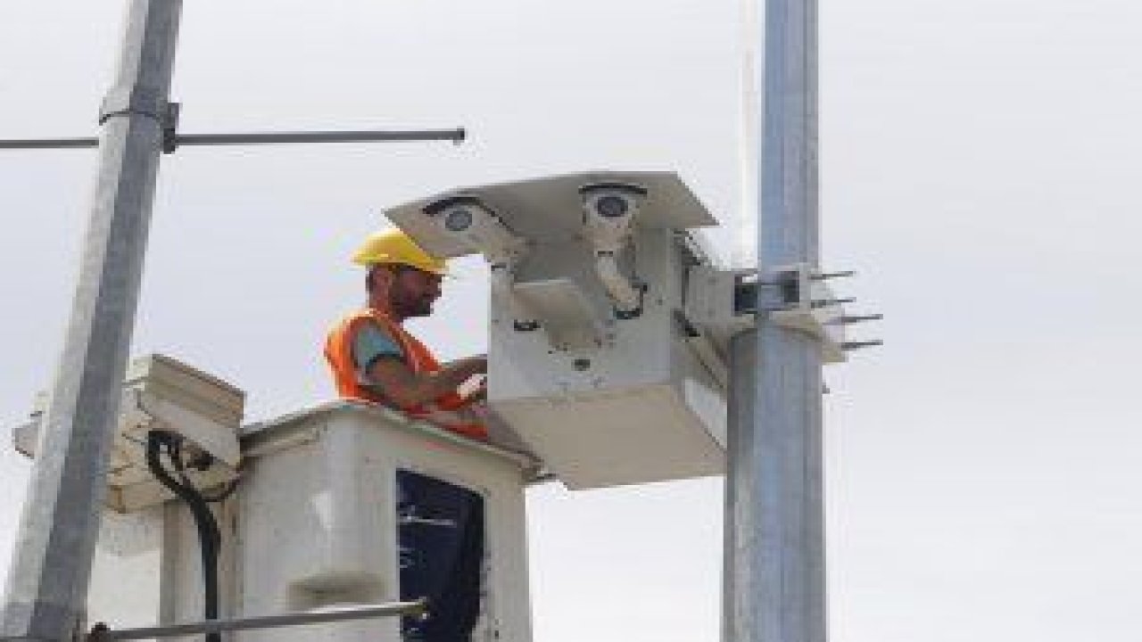 Gölbaşı’na güvenlik amaçlı 71 tane MOBESE kamerası yerleştirilmeye başlandı
