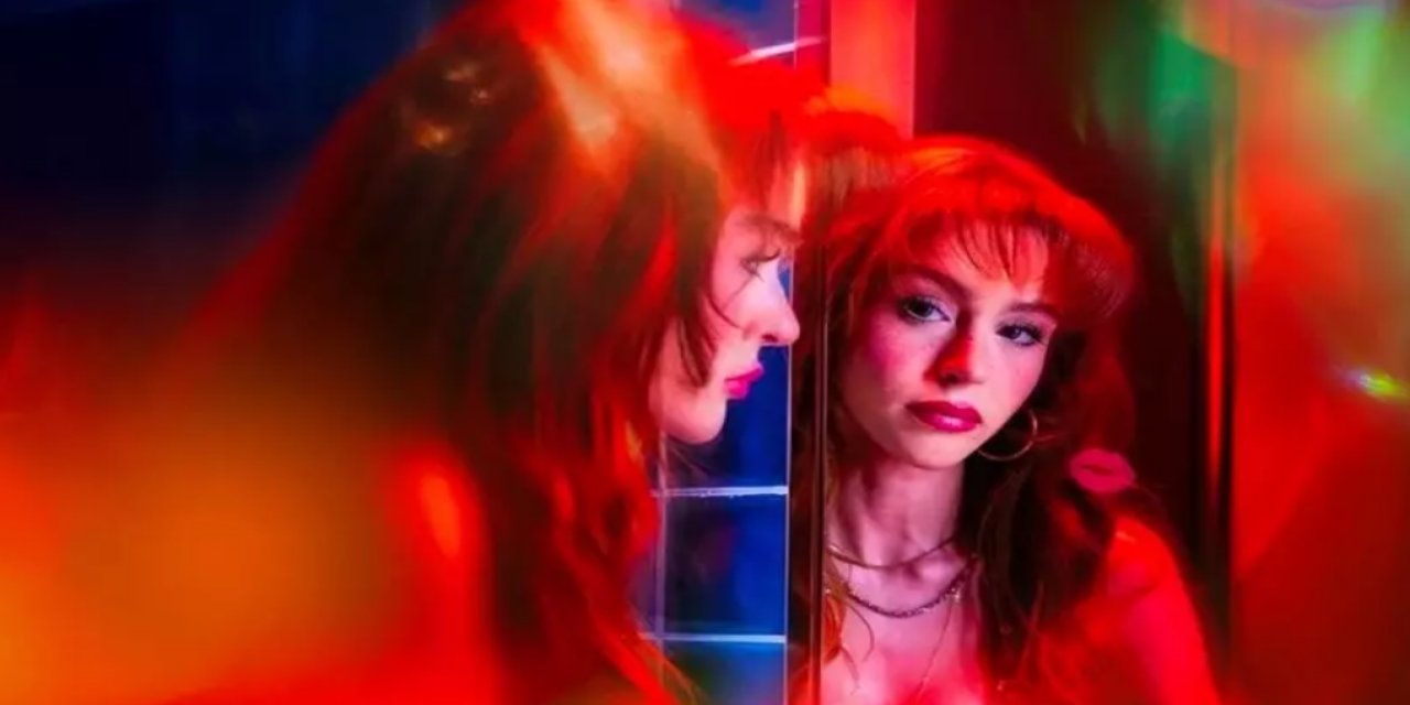 Müstehcen Sahneleri Tepki Çekmişti! Asena Keskinci O Sahnelerin Nasıl Çekildiğini Açıkladı! RTÜK Kararı Sonrası Jasmine Türkiye’de Yasaklandı!