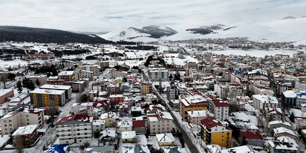 Baharı Beklerken Kış Geri Döndü! Erzurum, Ardahan ve Kars’ta Kar Kalınlığı Kaç Santimetreye Ulaştı?