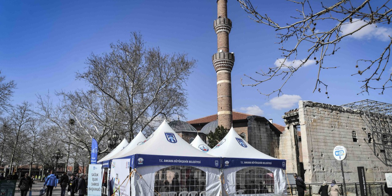 Ankara’nın Kalbinde Sağlık Seferberliği: Hacı Bayram’da Kurulan Çadırda Böbrek Alarmı!