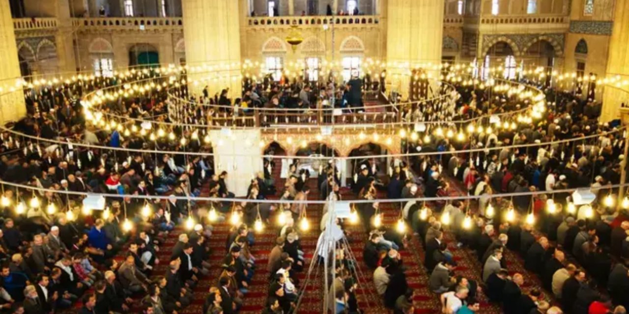 Ramazan Bayramı Kapıda! Bayram Namazı Nasıl Kılınır, Kaç Rekât? İşte Bayram Namazını Doğru Kılma Rehberi...