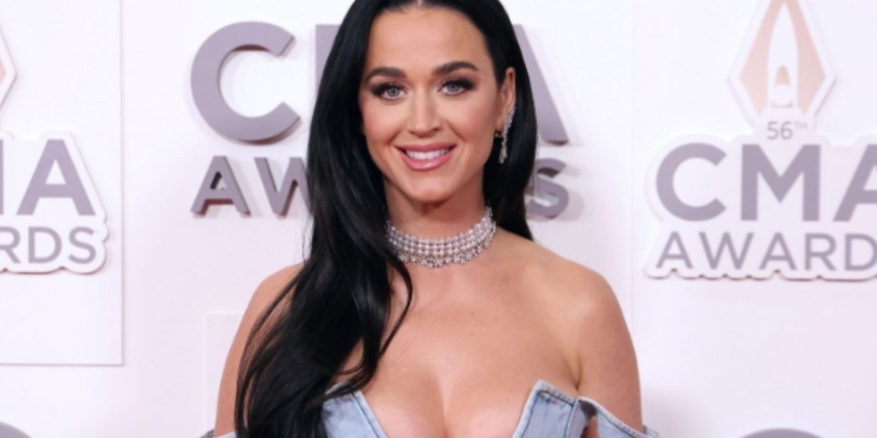 Katy Perry Alevlerin İçinde Kaldı! Dünya Yıldızı Ölümle Burun Buruna mı Geldi? Katy Perry’den Çılgın Performans!