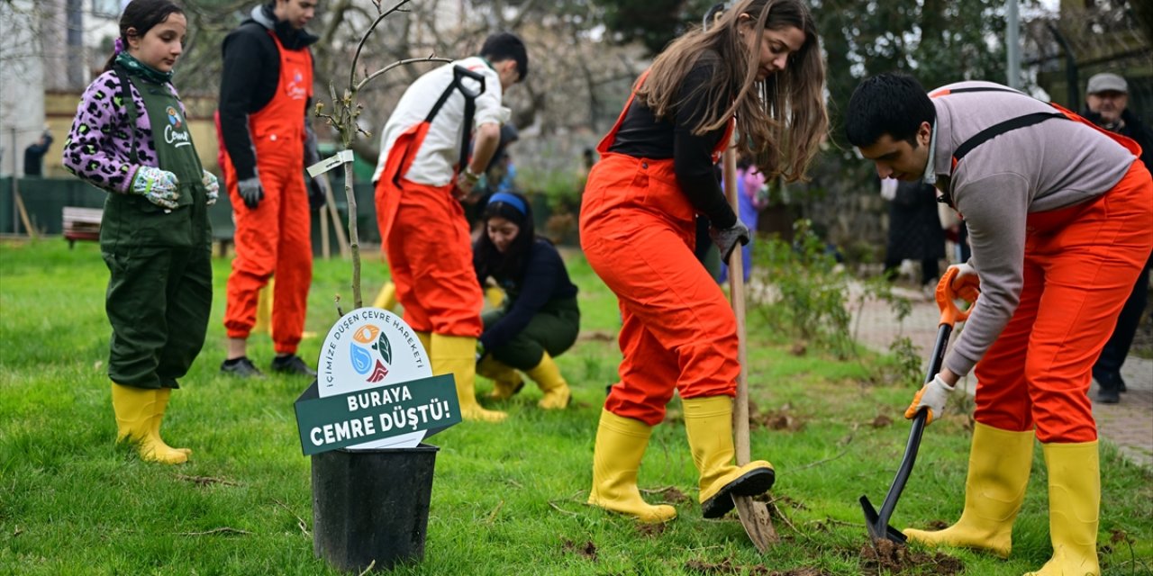Ankara'da İlk "Cemre Kamp" Heyecanı: Genç Gönüllüler Gölbaşı'nda Doğayla Buluştu