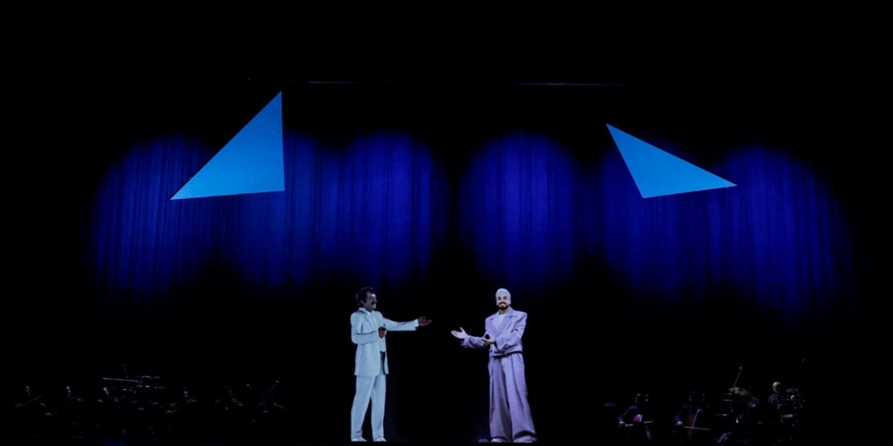 Müslüm Baba Yapay Zekayla Sahneye Döndü! Sefo İle Aynı Sahnede! Türk Telekom 5G Vizyonunu...