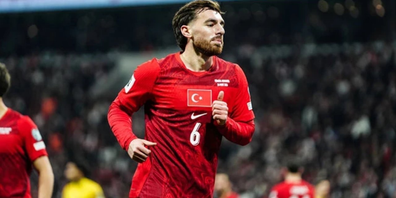 Orkun Kökçü’nün Babasından Maç Sonu Olay Paylaşım! Eleştirilere Cevap mı Verdi? Dünya Kupası Gecesine Damga Vurdu!