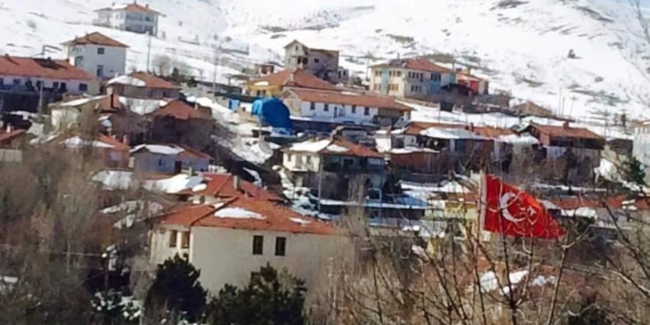 Çankırı'da Tarihi Gün: Referandumdan "Evet" İle Çıktı... Elmalık Köyü Yeniden Belediye Oluyor!
