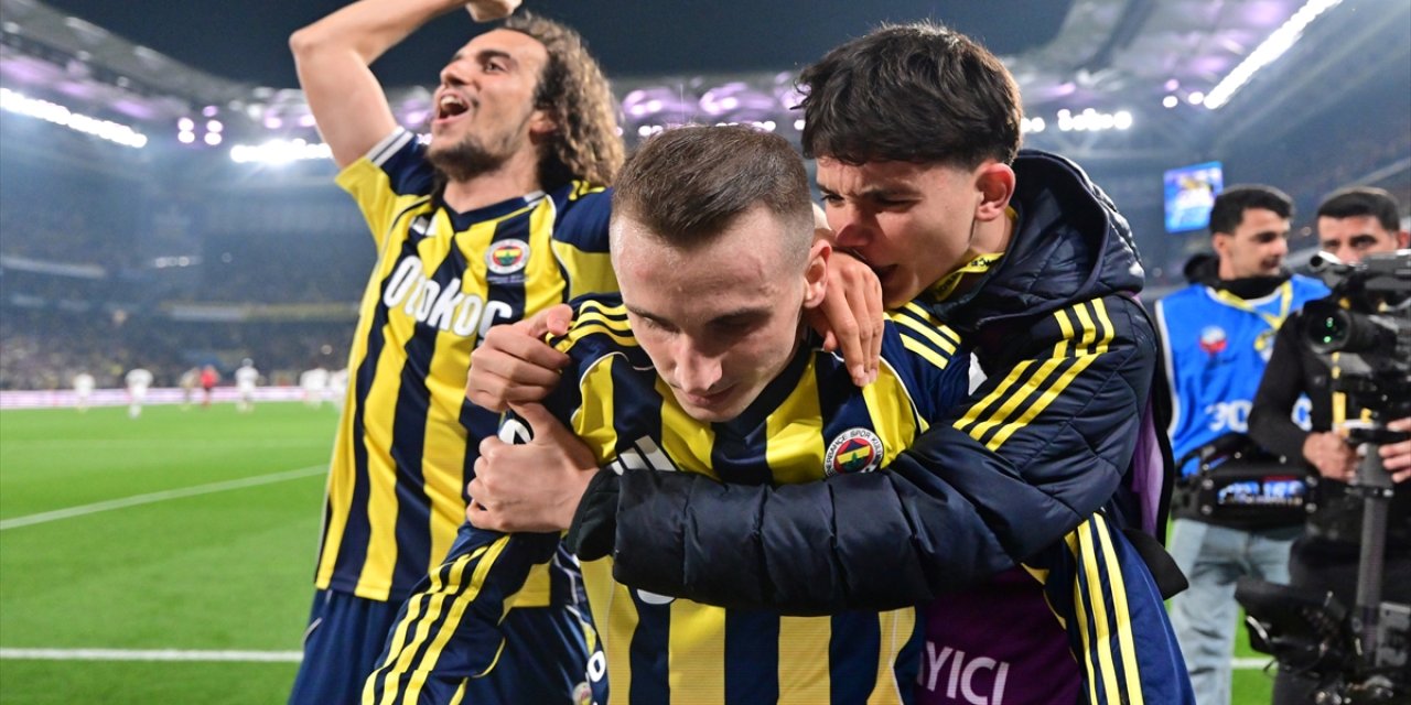 Nefes Kesen Derbide Kazanan Kanarya! Fenerbahçe 1-0 Beşiktaş!