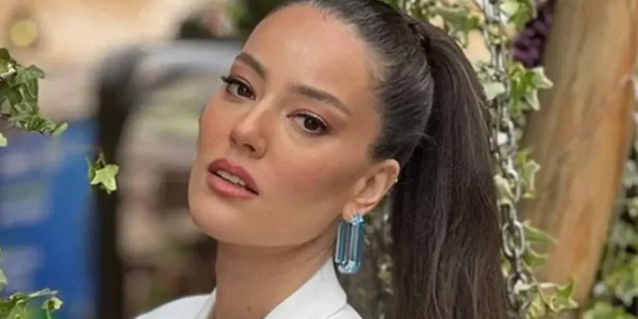 Pelin Akil Ve Baran Bölükbaşı Aşk mı Yaşıyor? Boşanmanın Ardından Şok İddia! Pelin Akil Cephesinde Yeni Sayfa mı Açılıyor?