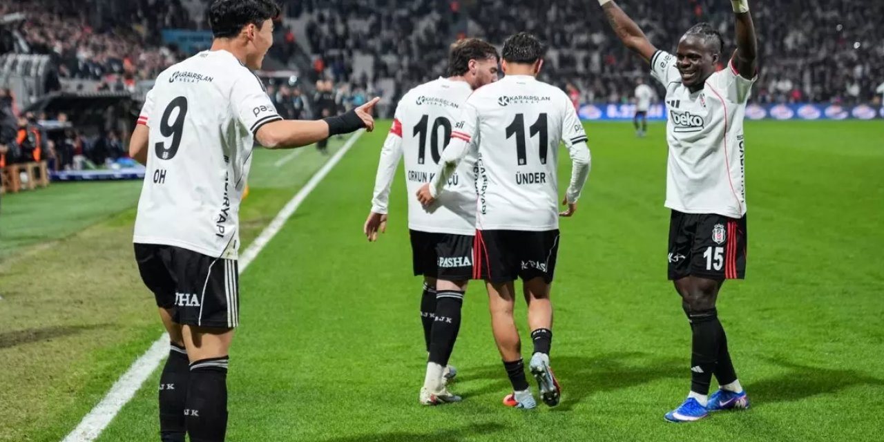 Dolmabahçe’de Şov Var! Beşiktaş “Oh” Çekti! Beşiktaş’ın 4-2’lik Zaferi Taraftarları Mest Etti...