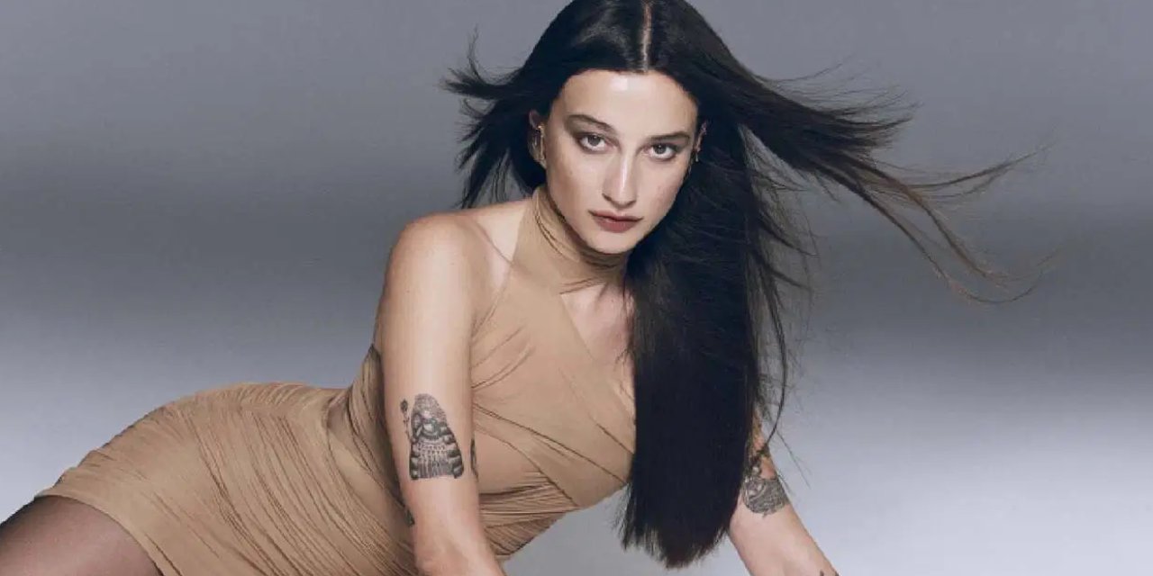 Melike Şahin Hamileliğini Aylarca Gizledi! Karnı Burnunda Paylaşımı Sosyal Medyayı Salladı!