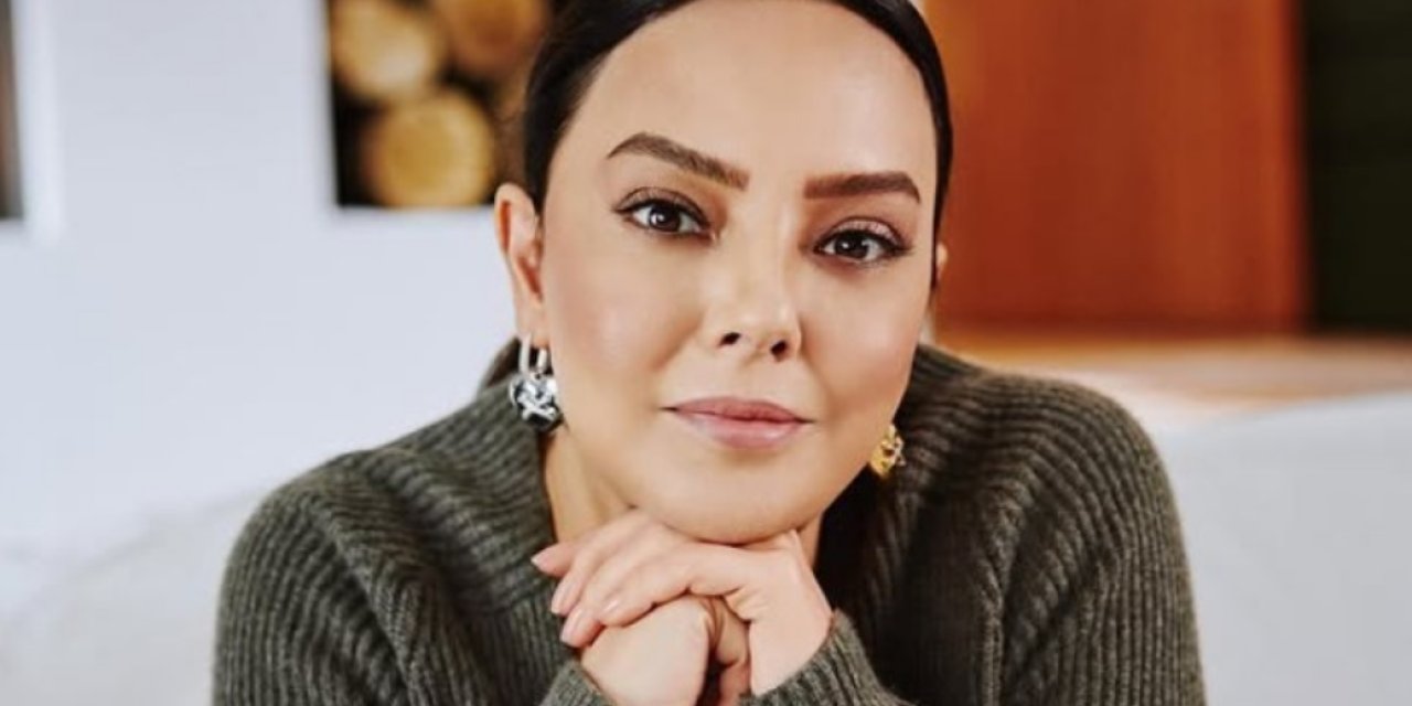 “10 Yaş Gençleştim” Dedi Ama Asıl Gündem Maliyeti Oldu! Ebru Gündeş’in Operasyonu Tartışma Yarattı