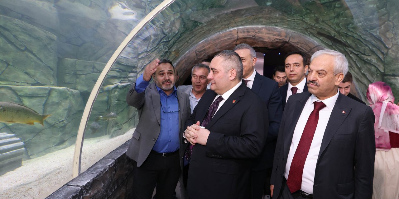 Keçiören Deniz Dünyası Kapılarını Açtı: Mavi Vatan’ın Gizemli Canlıları Ankara’da!
