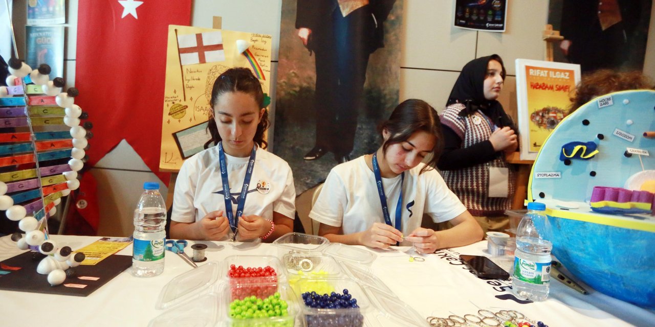 Yenimahalle’nin Genç Mucitleri Sahneye Çıktı: 10. Bilim Şenliği Başladı