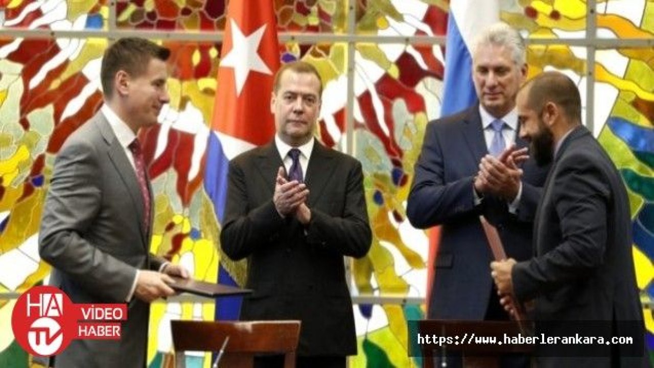 Rusya Başbakanı Medvedev'den Küba'ya destek ziyareti