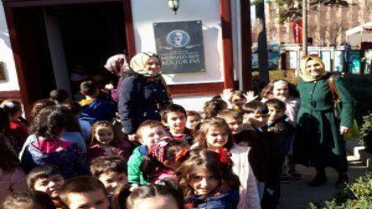 Pursaklar Belediyesi Nezaket Okulu öğrencileri Mehmet Akif Ersoy’un Tacettin Dergâhında ki evini ziyaret etti