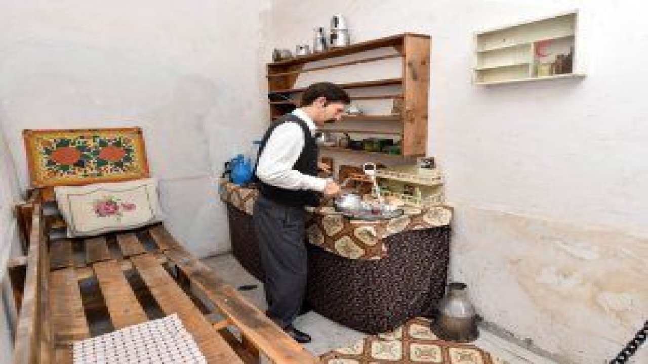 Altındağ Belediyesi tarafından restore edilerek Ankara’ya kazandırılan Ulucanlar Cezaevi Müzesi’nde bir koğuş daha ziyarete açıldı