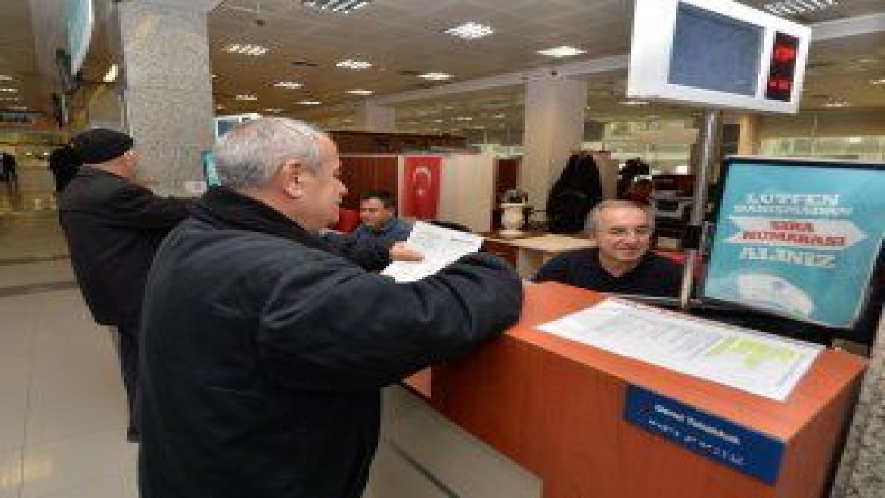 Büyükşehir Belediyesi Halkla İlişkiler Birimi vatandaşlara, tek bir çatı altında 39 ayrı hizmet sunarak, taleplerini kolay şekilde çözüme kavuşturuyor