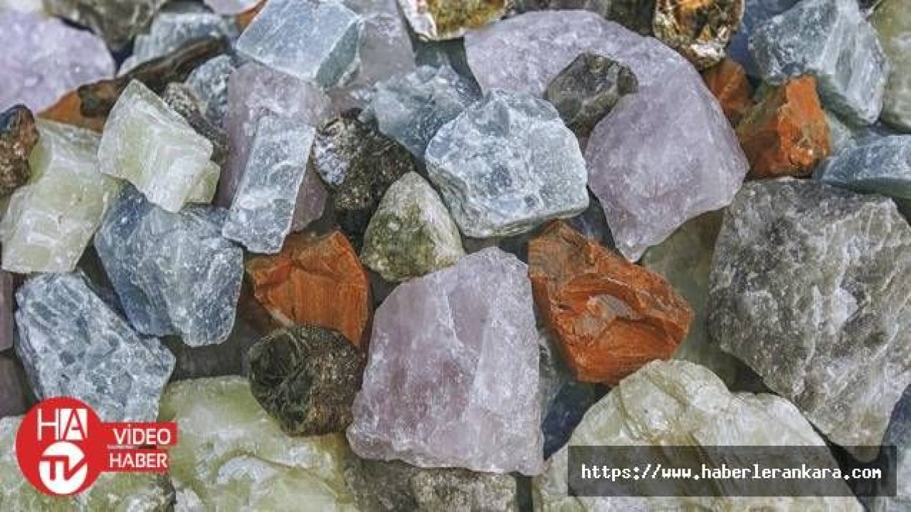Kamerun'da 300 yeni mineral keşfedildi