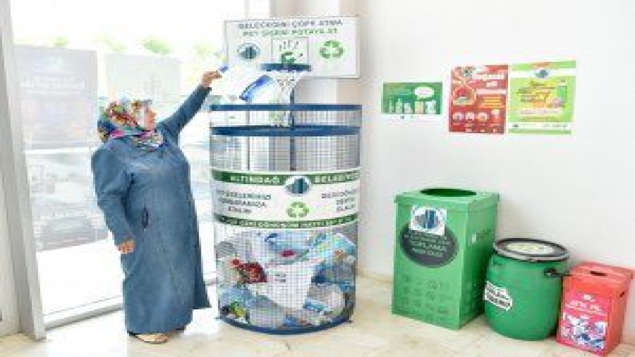 Basketbol potası görünümlü geri dönüşüm kumbaraları Altındağ'da yoğun ilgi gördü