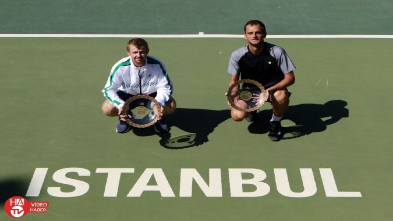 İstanbul Challenger’da finalin adı Istomin - Humbert