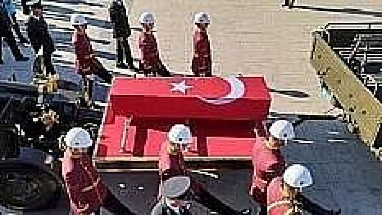 Şırnak’ta şehit olan uzman çavuş son yolculuğuna uğurlandı