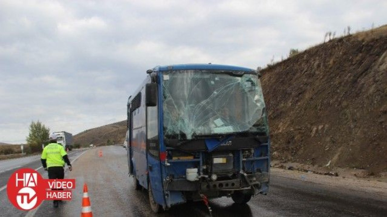 Sivas’ta cezaevi nakil aracı devrildi: 10 yaralı