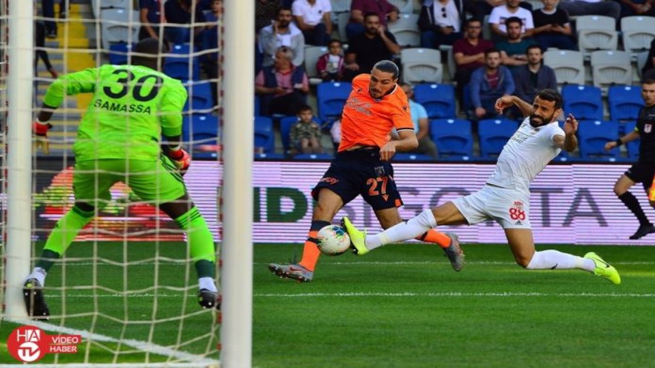 Süper Lig: Medipol Başakşehir: 0 - DG Sivasspor: 0 (Maç devam ediyor)