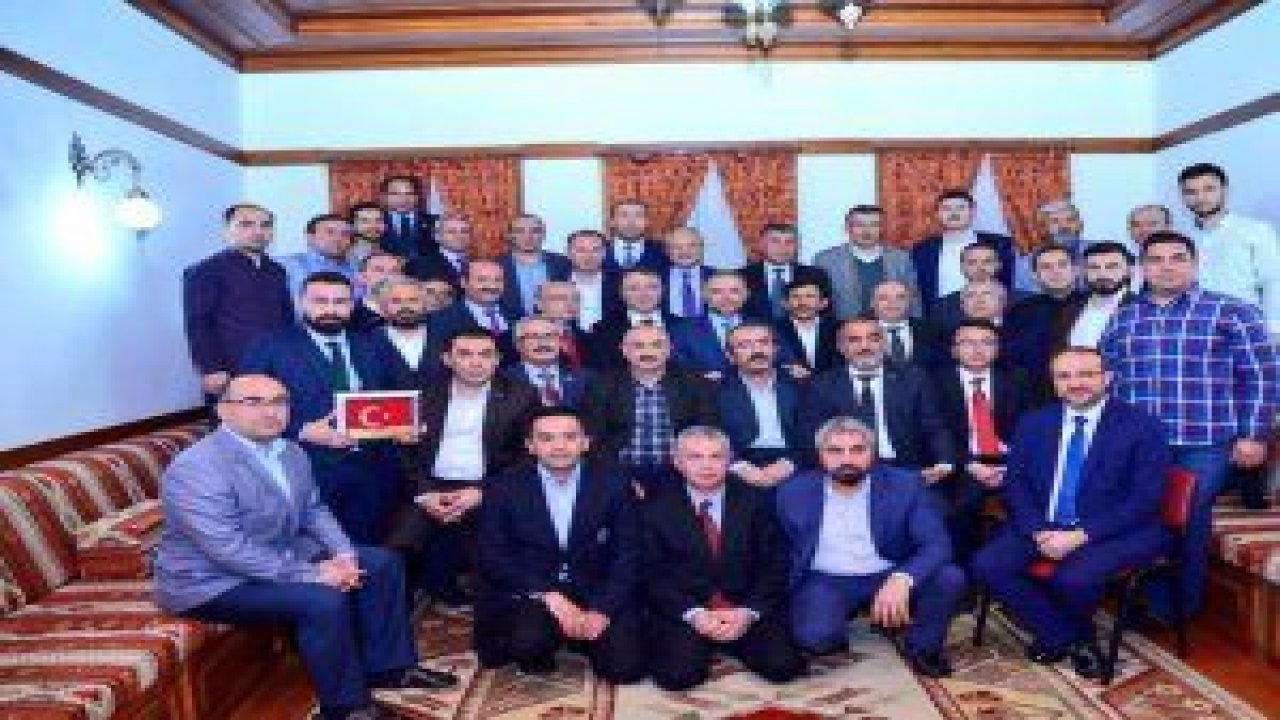 Lokman Ertürk, AYDER tarafından düzenlenen “sedir sohbetleri” programına konuk oldu