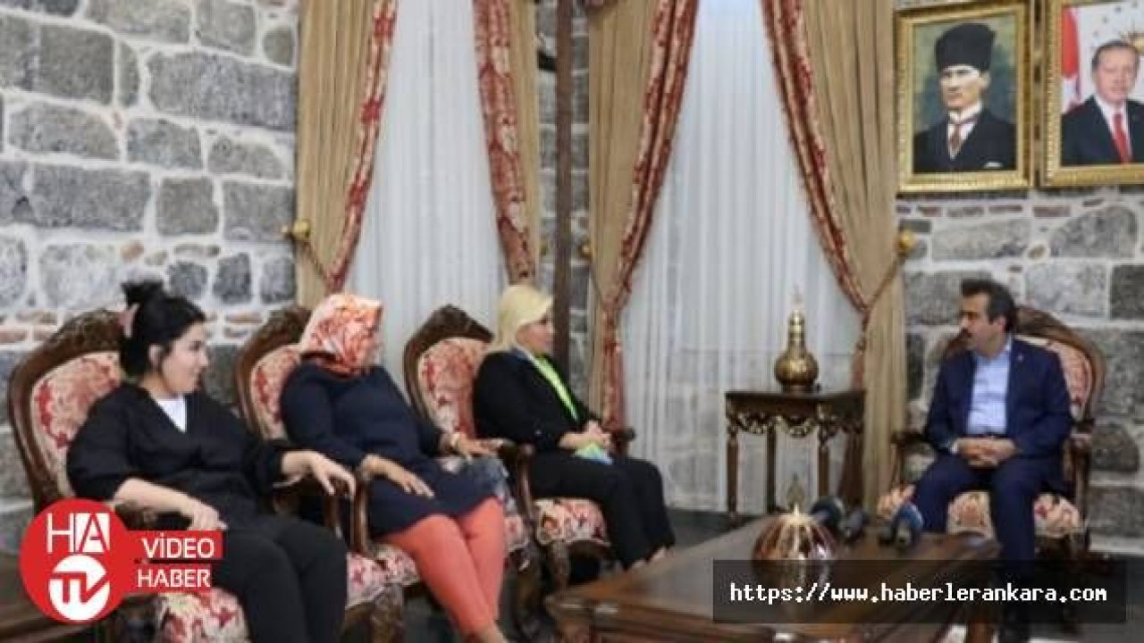 Vali Güzeloğlu, Diyarbakır'a gelen kadın gazetecileri kabul etti
