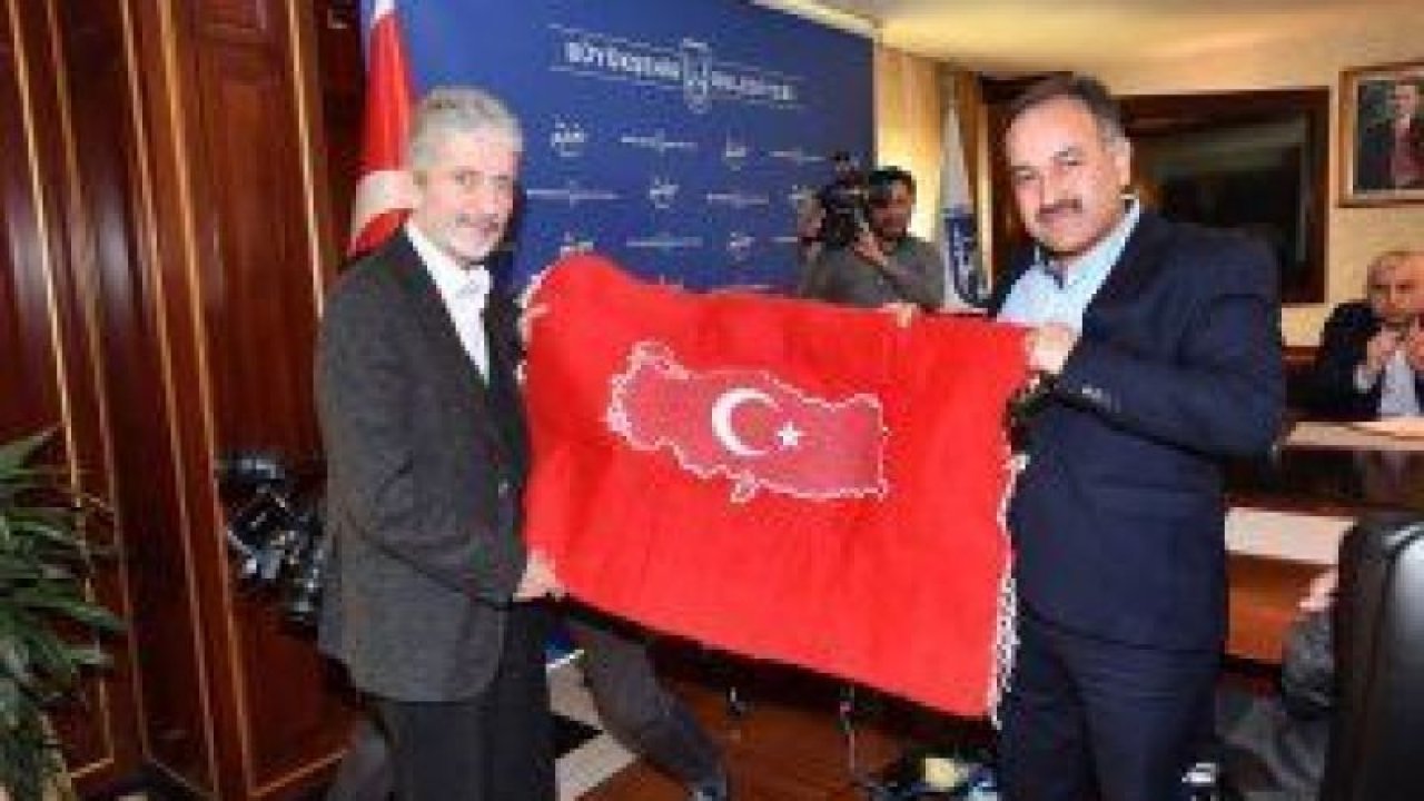 Belediye Başkanı Tuna 2018’in ilk gününde Ankaralılarla buluştu