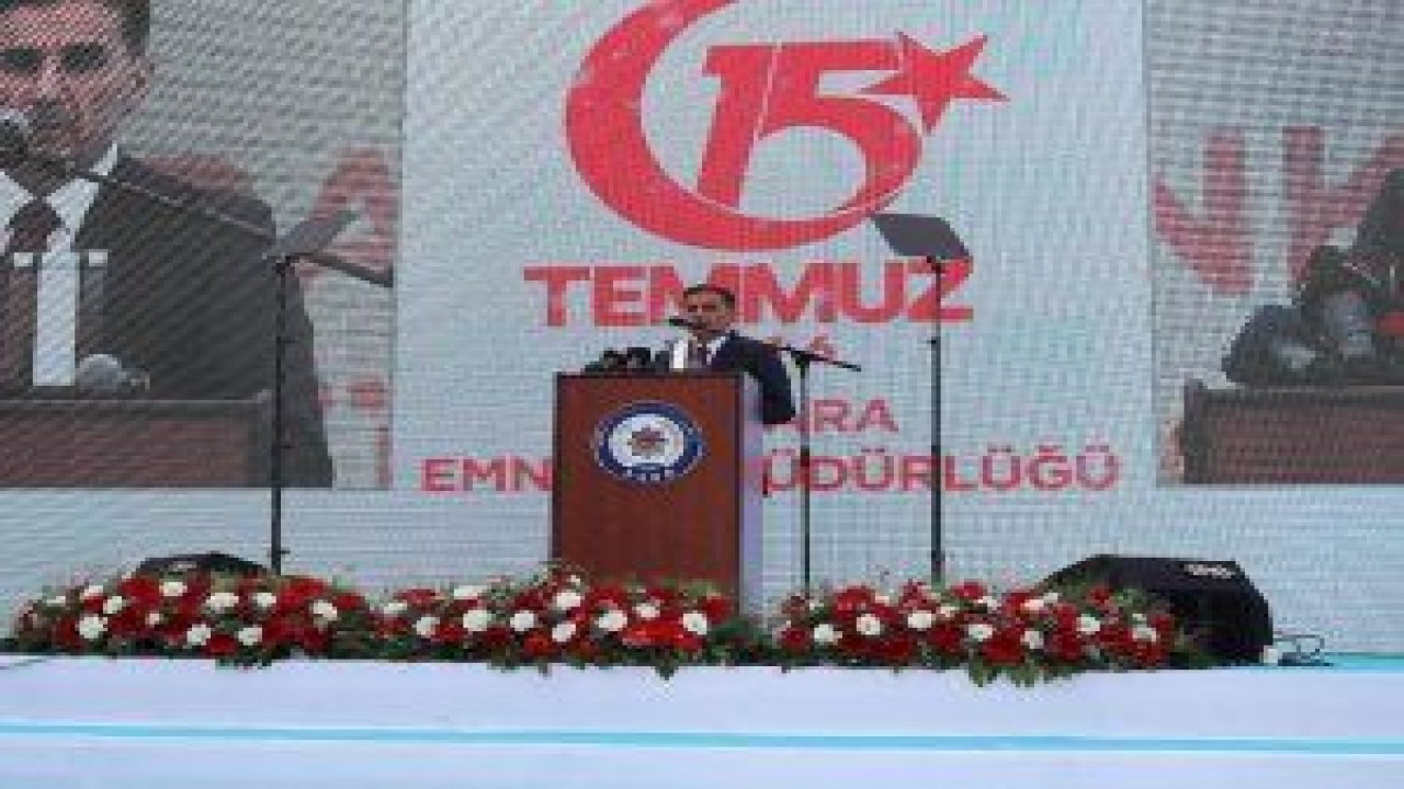 15 Temmuz darbe girişimi sırasında FETÖ mensubu teröristler tarafından bombalanan Ankara Emniyet Müdürlüğünde bir tören düzenlendi