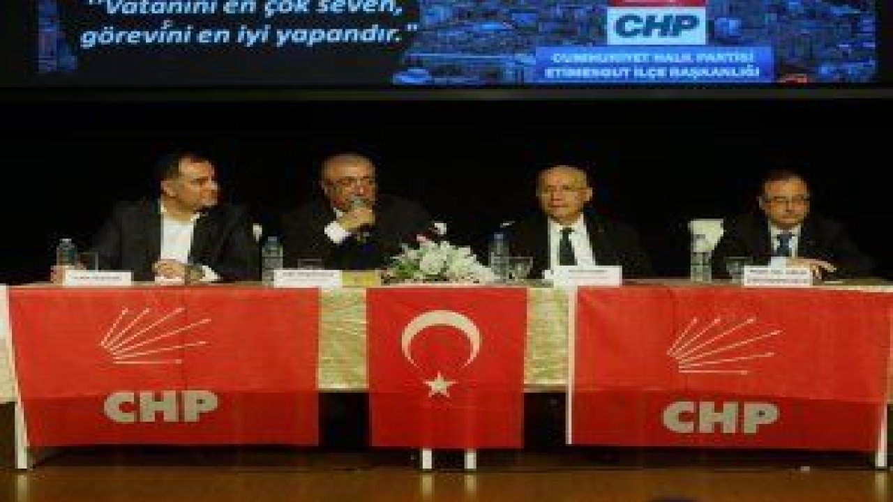 Toplumcu Belediyecilik Paneli yoğun ilgi gördü