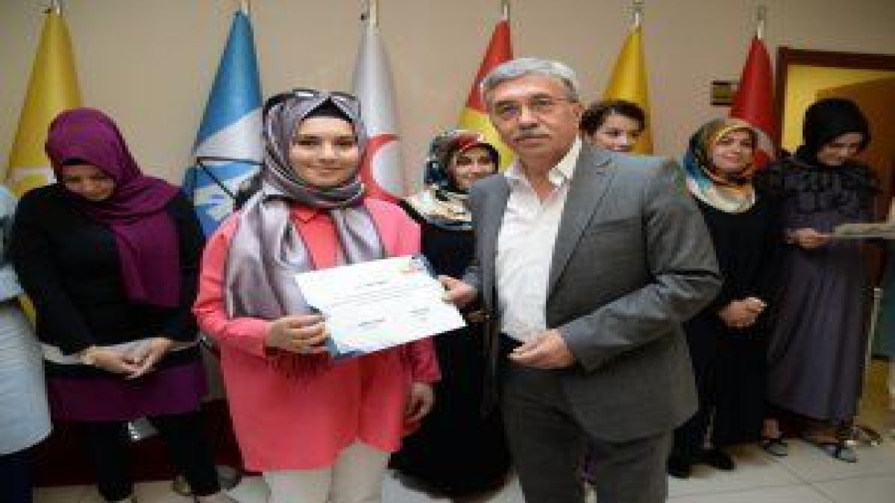 Pursaklar Nezaket Okulu eğitmenleri Çocuk Gelişimi ve Eğitimi seminerlerini tamamladı