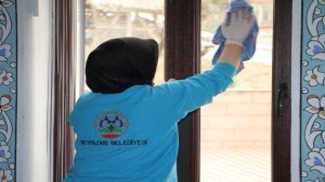 Beypazarı Belediyesi Sosyal İşler Müdürlüğü ekipleri ilçemizde bulunan ibadethanelerin temizliğine devam ediyor