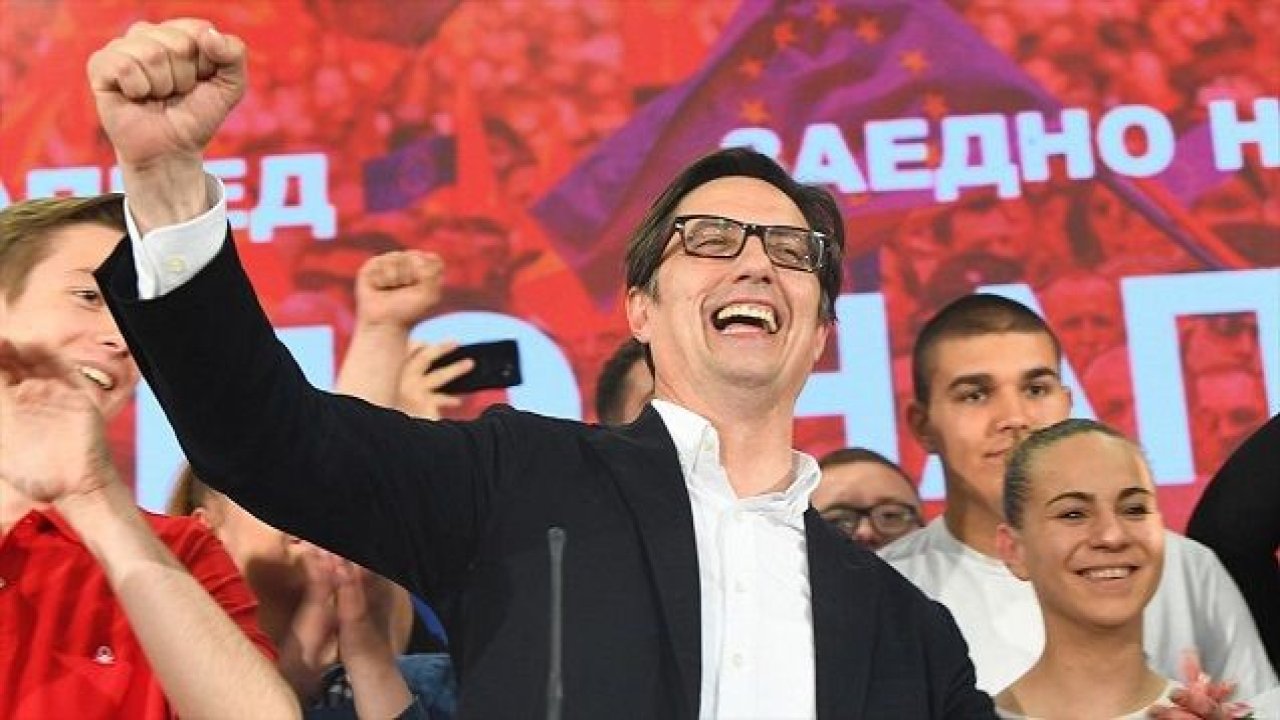 Kuzey Makedonya'nın Yeni Cumhurbaşkanı Stevo Pendarovski Oldu