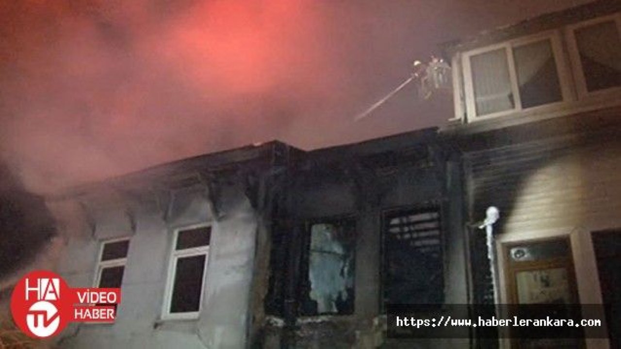 Başkentte Suriyelilerin yaşadığı evde çatı yangını