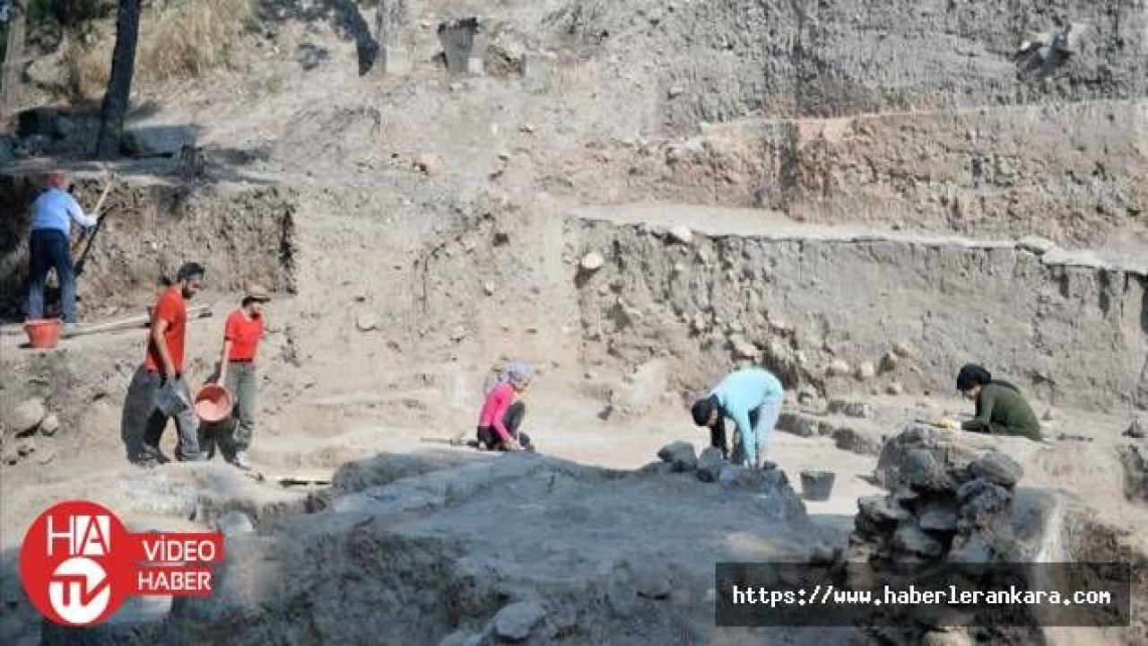 Mersin'deki Yumuktepe Höyüğü'nde kazı çalışmaları sürüyor