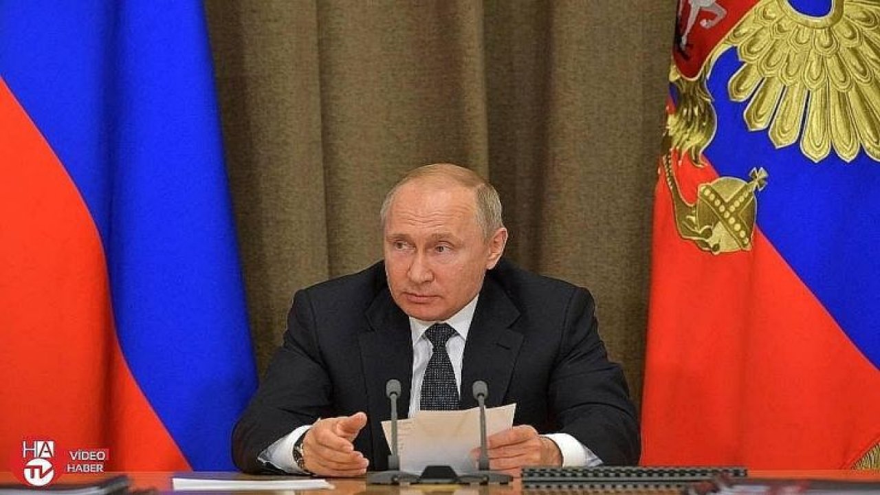 Putin’e hakaret eden Gürcistanlı gazeteci işten çıkarıldı