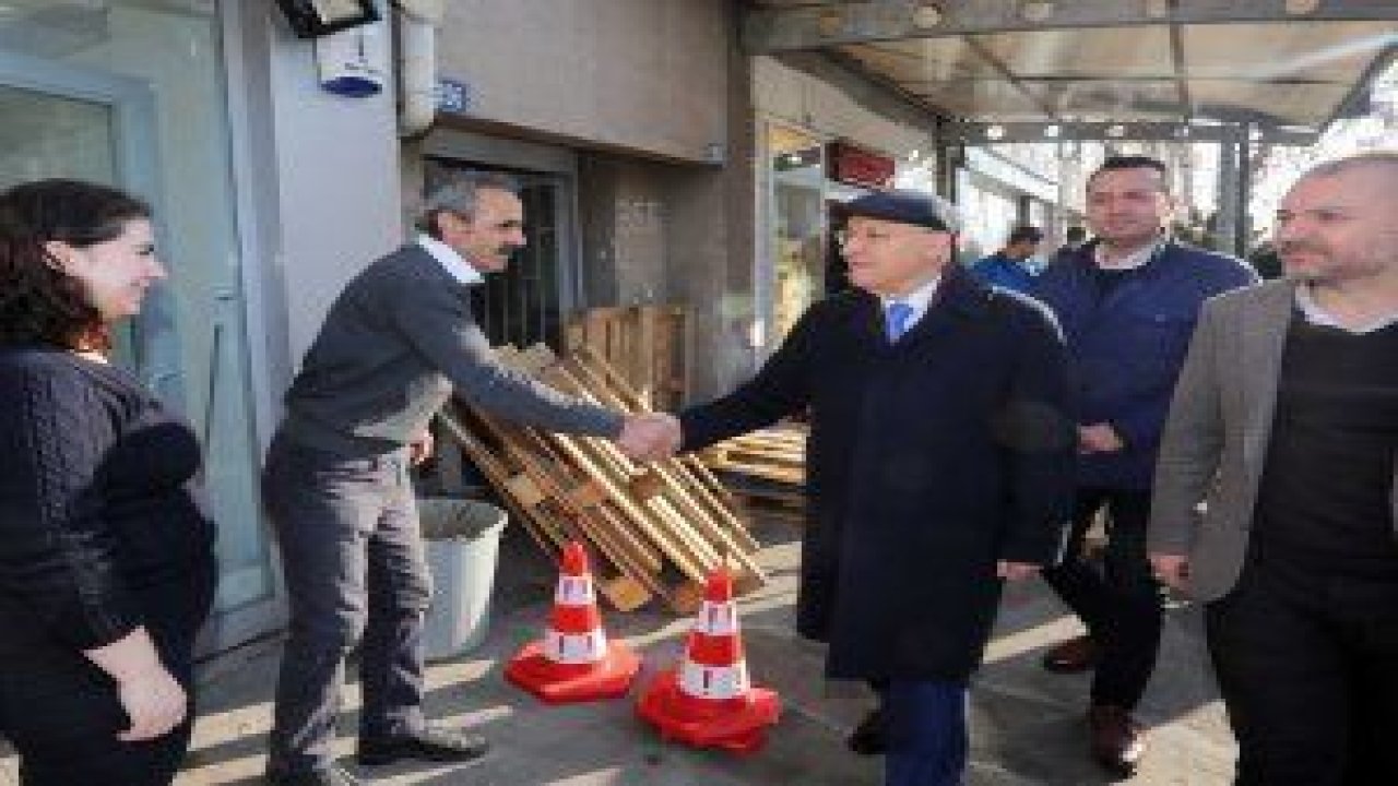 Yenimahalle Belediye Başkanı Fethi Yaşar, Gıda ve İhtiyaç Maddeleri Ankara Toptancıları (GİMAT) esnafını ziyaret etti